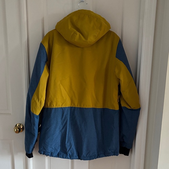 Men's Liquid Ski Jacket - Picture 3 of 11